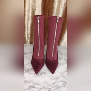 So me Salina bootie zip up size 9 wine color
